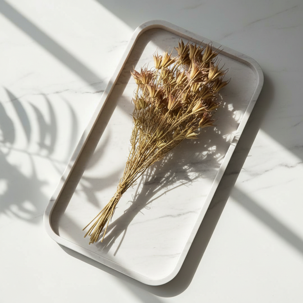 Sušená Nigella orientalis v přírodním zeleném odstínu - harmonický prvek pro rustikální a přírodní dekorace